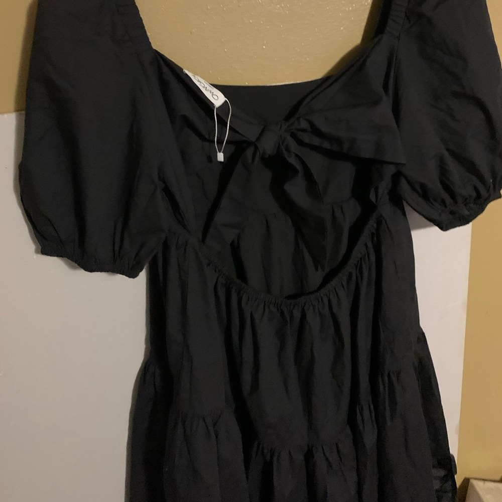 Classic Black Square-Neck Puff Sleeve Tie Back Dress - Picture 6 of 6